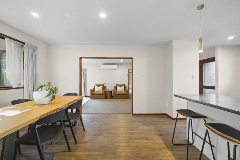 Photo of property in 52 Dunbarton Street, Redwood, Christchurch, 8051
