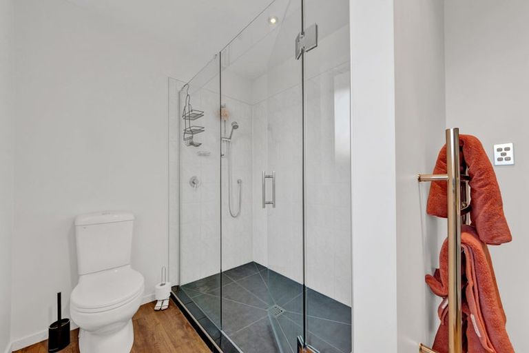 Photo of property in 14 Creese Place, Redwood, Christchurch, 8051