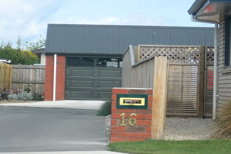 Photo of property in 16 De Castro Drive, Blenheim, 7201