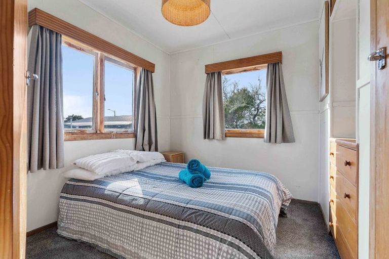 Photo of property in 124 Hampton Road, Whangamata, 3620
