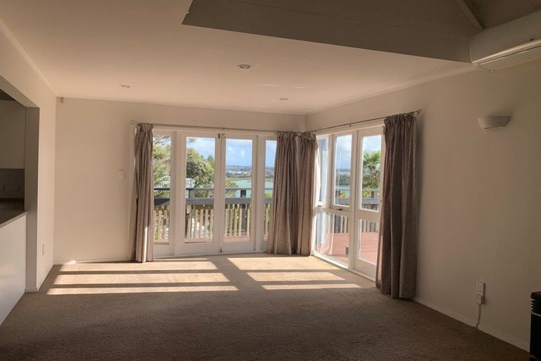 Photo of property in 40 Oruamo Place, Beach Haven, Auckland, 0626