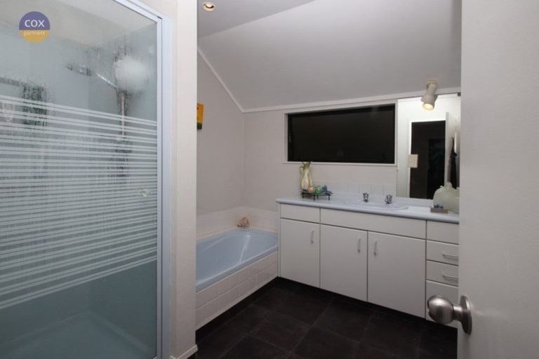 Photo of property in 26 Cumberland Rise, Taradale, Napier, 4112