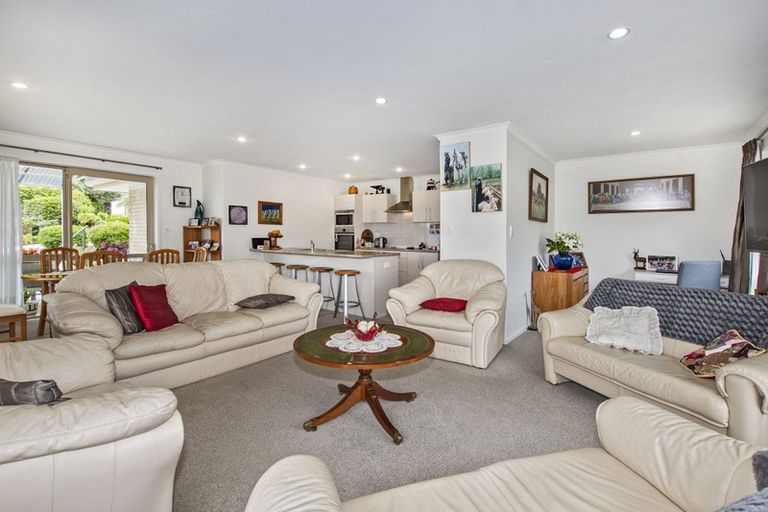 Photo of property in 16 Lochiel Place, Te Kamo, Whangarei, 0112