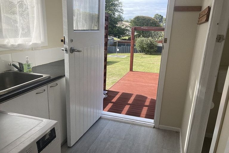 Photo of property in 5 Page Street, Stratford, 4332