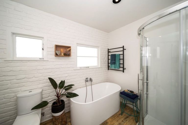 Photo of property in 191 Tukapa Street, Westown, New Plymouth, 4310