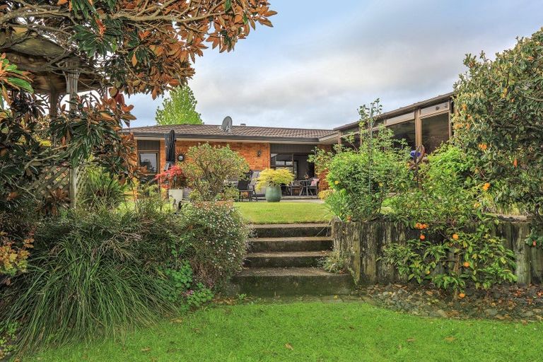 Photo of property in 38 Kent Terrace, Taradale, Napier, 4112