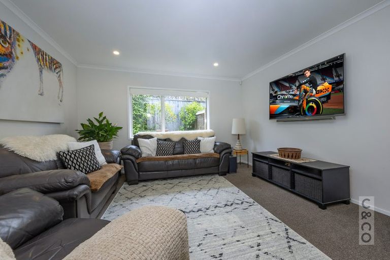 Photo of property in 11 Jessie Rise, Riverhead, 0820