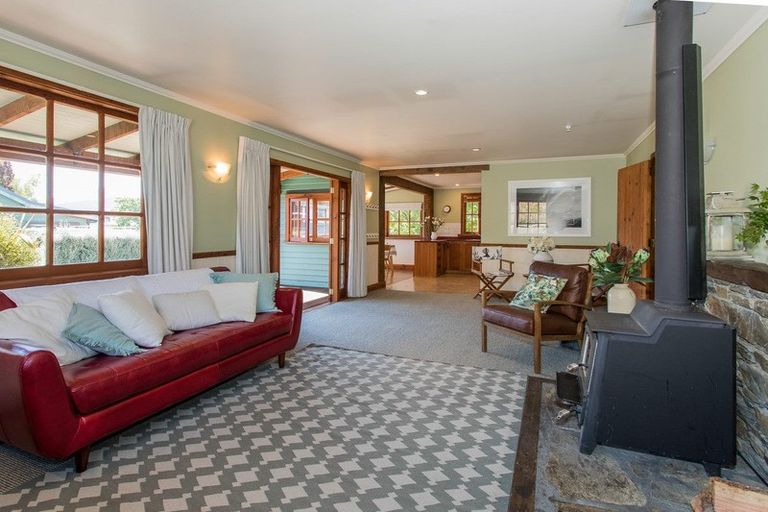 Photo of property in 11b Kings Drive, Wanaka, 9305
