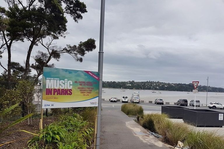 Photo of property in 254 Hobsonville Point Road, Hobsonville, Auckland, 0616