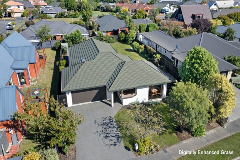 Photo of property in 29 Anglesea Avenue, Parklands, Christchurch, 8083