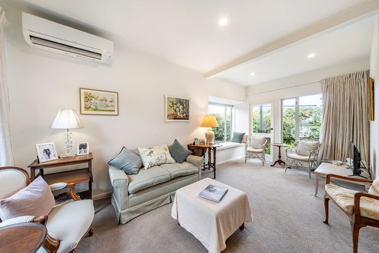 Photo of property in 4/23 Box Hill, Khandallah, Wellington, 6035