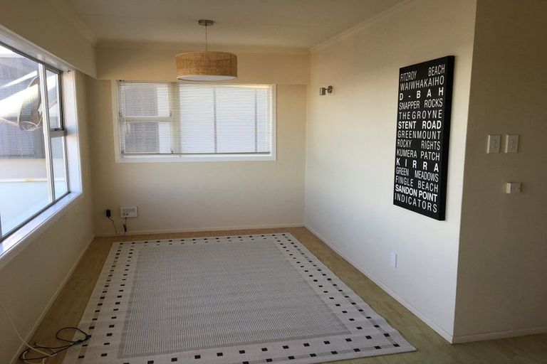 Photo of property in 23a/3 Hamblyn Street, Strandon, New Plymouth, 4312