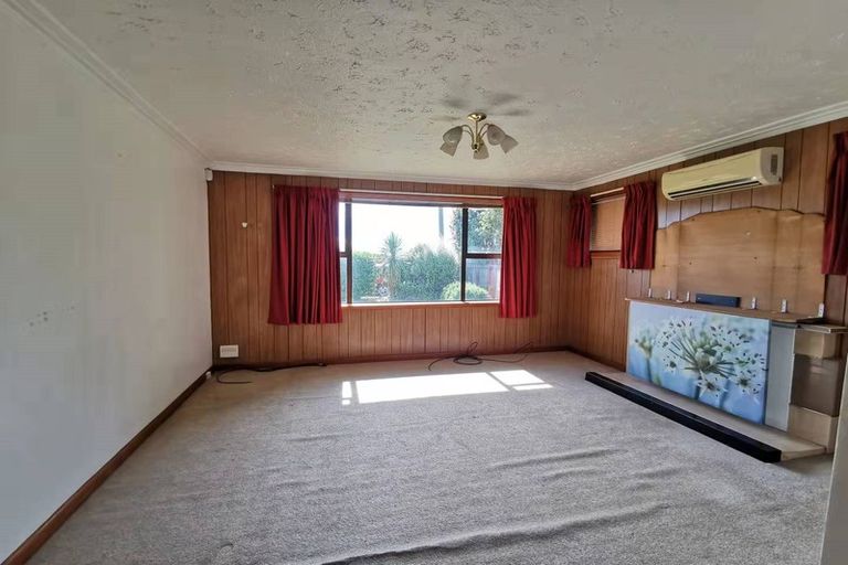 Photo of property in 18 Seymour Street, Hornby, Christchurch, 8042