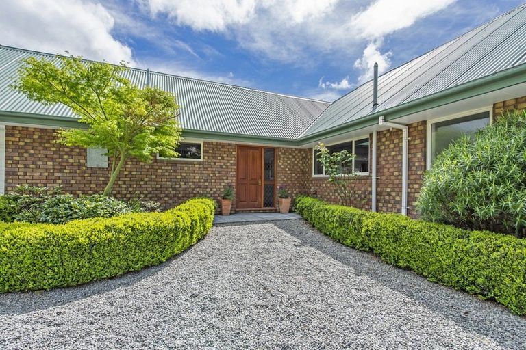 Photo of property in 18 Queen Street, Coalgate, 7673