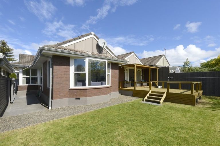 Photo of property in 164 Blighs Road, Strowan, Christchurch, 8052