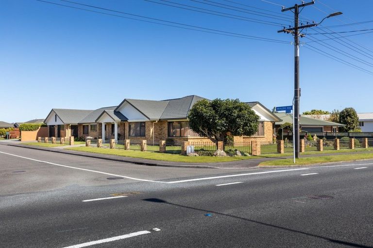 Photo of property in 16 Barrett Road, Whalers Gate, New Plymouth, 4310