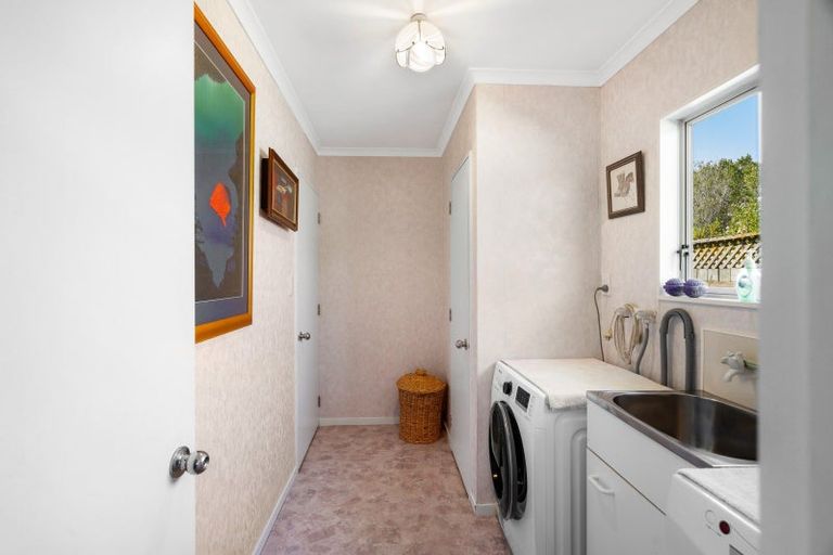 Photo of property in 2/166 Guppy Road, Taradale, Napier, 4112