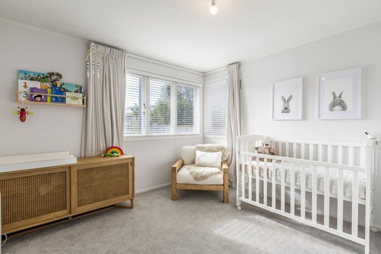 Photo of property in 22 Karamu Street, Te Atatu Peninsula, Auckland, 0610