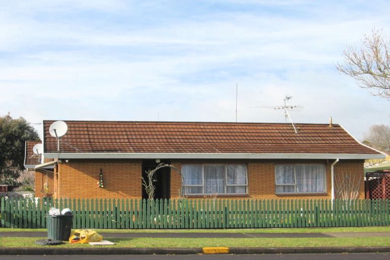 Photo of property in 44b Ray Small Drive, Pahurehure, Papakura, 2113