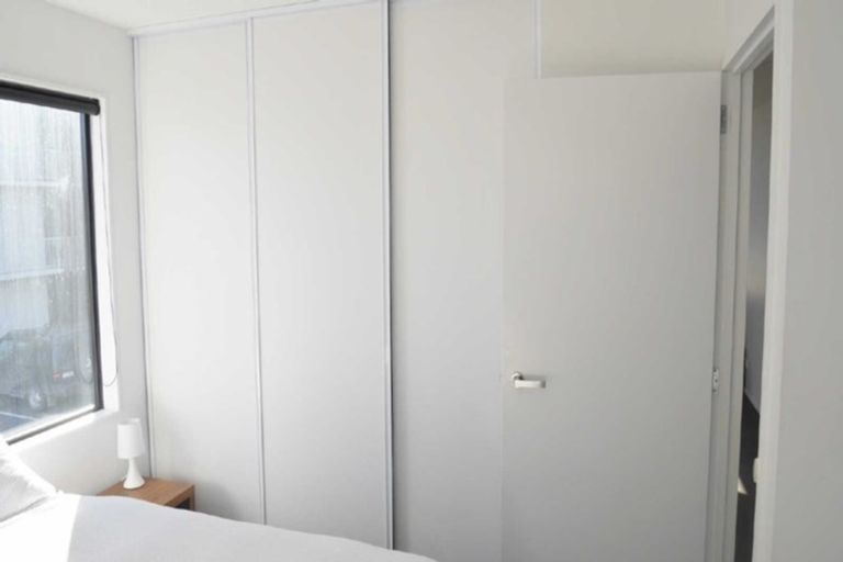 Photo of property in Leicester Executive Apartments, 407/282 Madras Street, Christchurch Central, Christchurch, 8011