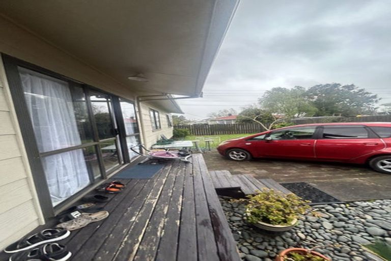 Photo of property in 2/160 Porchester Road, Papakura, 2110
