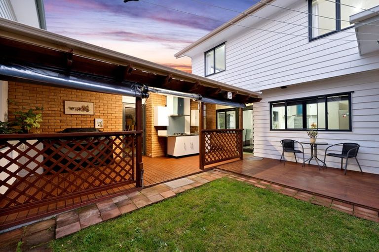 Photo of property in 13 Pyramid Place, Glen Eden, Auckland, 0602