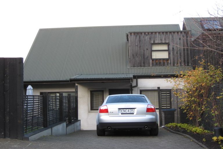 Photo of property in 127 Goldfield Heights, Queenstown, 9300