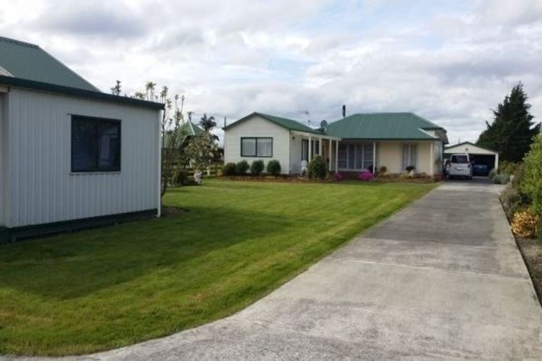 Photo of property in 241 Bremner Road, Karaka, Drury, 2113