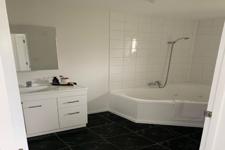 Photo of property in 155a Mackenzie Avenue, Woolston, Christchurch, 8023