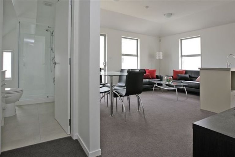 Photo of property in 44u8 Owen Street, Newtown, Wellington, 6021
