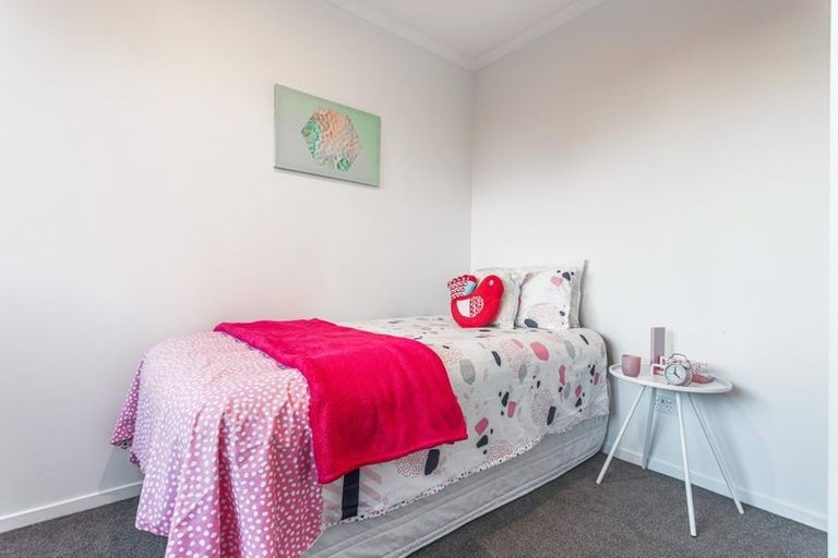 Photo of property in 22/1 Scott Road, Hobsonville, Auckland, 0616