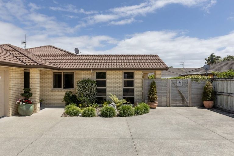Photo of property in 86 Longview Drive, Papamoa Beach, Papamoa, 3118