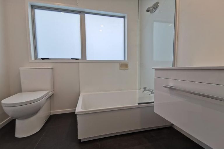 Photo of property in 1 Latitude Close, Whitby, Porirua, 5024