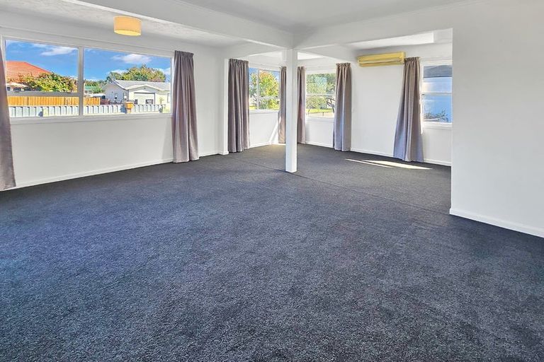 Photo of property in 70 Nuffield Avenue, Marewa, Napier, 4110