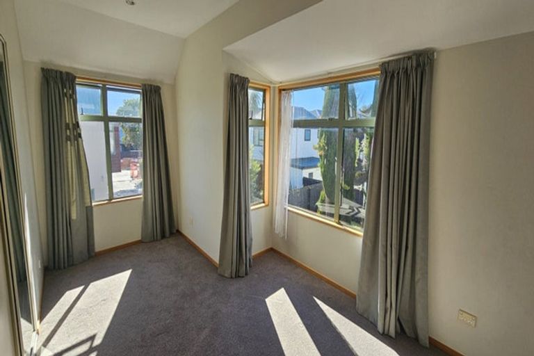 Photo of property in 15 Brockworth Place, Riccarton, Christchurch, 8011