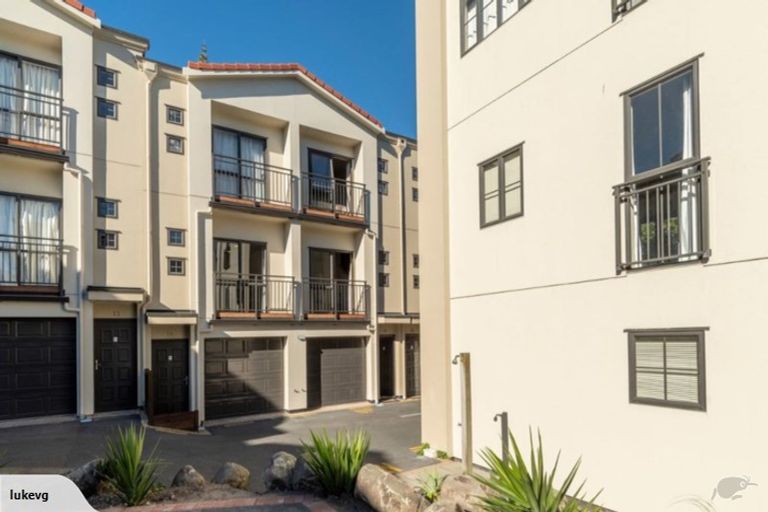 Photo of property in 14/346 Oceanbeach Road, Mount Maunganui, 3116