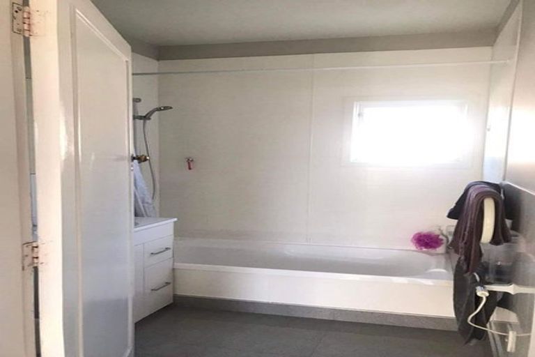 Photo of property in 67 Geraldine Street, Edgeware, Christchurch, 8013