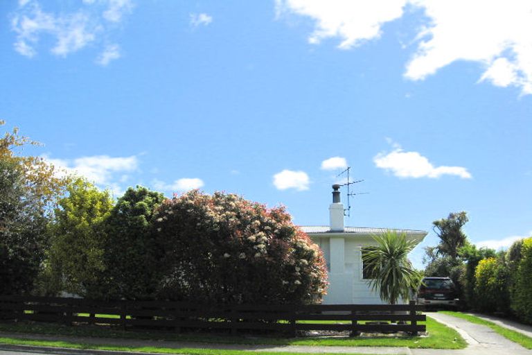 Photo of property in 49 Fergusson Street, Stoke, Nelson, 7011