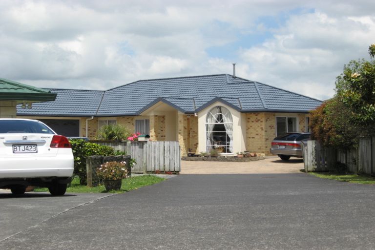 Photo of property in 11 Oakwood Place, Pukekohe, 2120