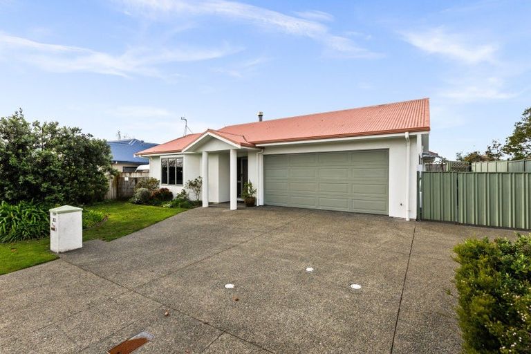 Photo of property in 32 Palmbrook Avenue, Havelock North, 4130