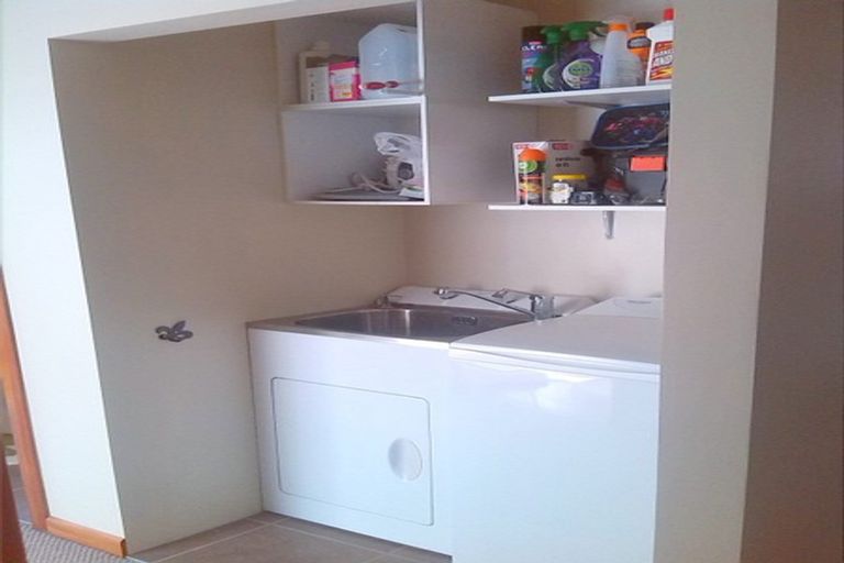 Photo of property in 195 Tukapa Street, Westown, New Plymouth, 4310