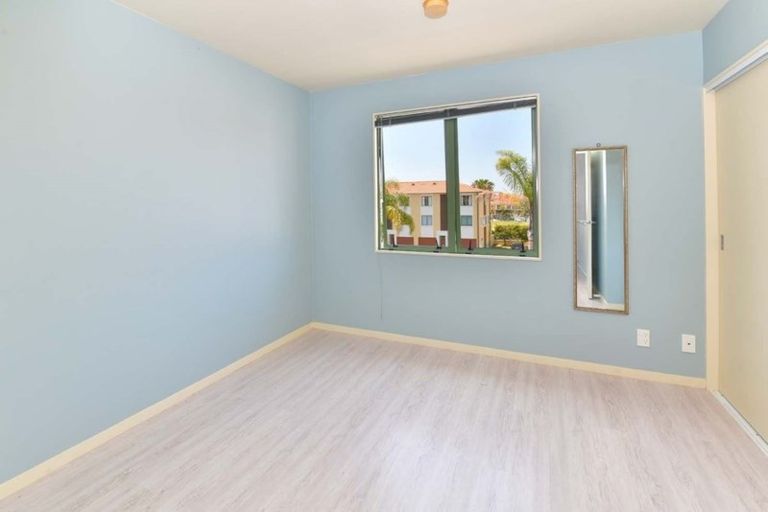 Photo of property in 33/595 Laurie Southwick Parade, Gulf Harbour, Whangaparaoa, 0930