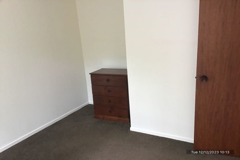 Photo of property in 3 Spruce Grove, Ranui, Porirua, 5024