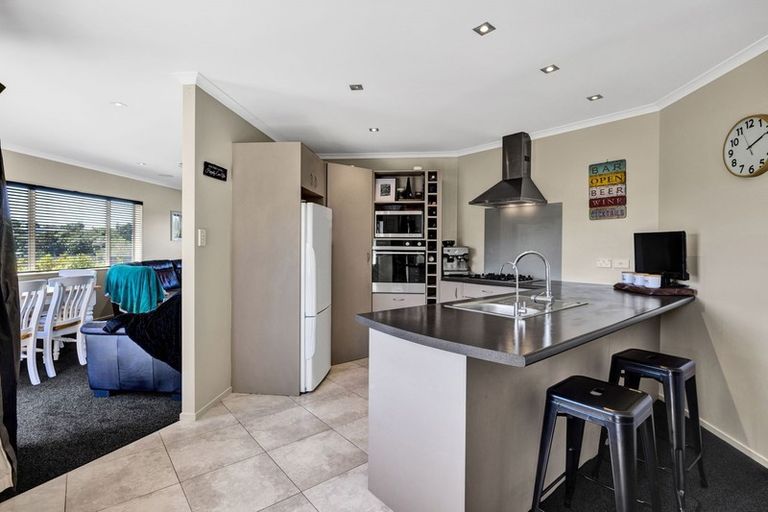 Photo of property in 69c Karamea Street, Whalers Gate, New Plymouth, 4310