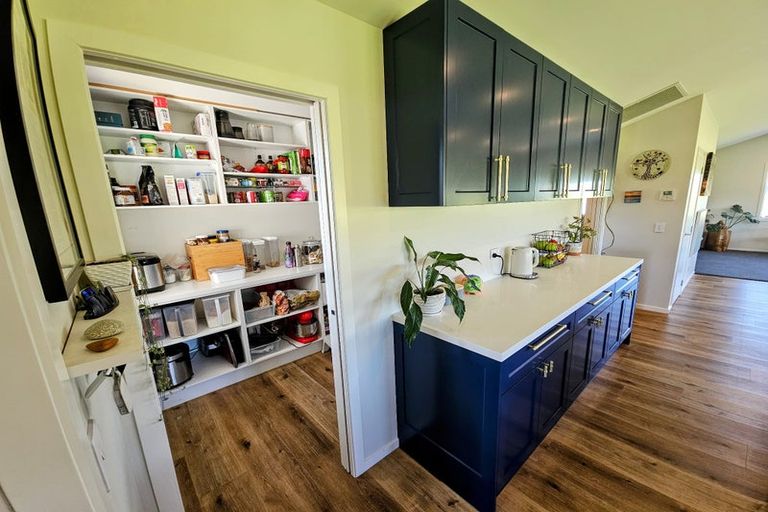 Photo of property in 33 Oriwa Lane, Levin, 5571