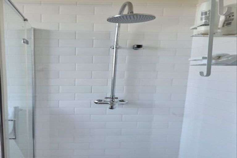 Photo of property in 14r Jason Place, Pyes Pa, Tauranga, 3112