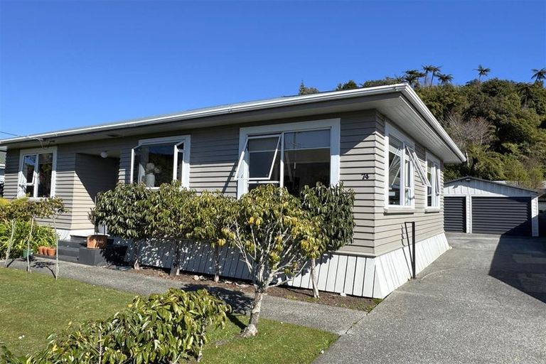 Photo of property in 74 Marlborough Street, Greymouth, 7805