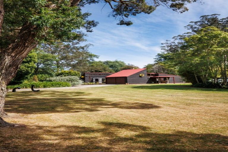 Photo of property in 39 Wanganui Road, Marton, 4710