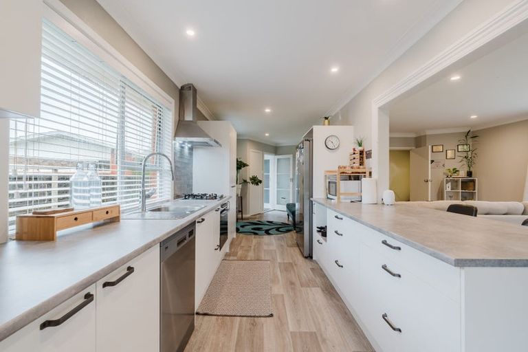 Photo of property in 54 Regent Street, Silverdale, Hamilton, 3216