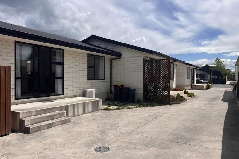 Photo of property in 3/42 Barbour Street, Waltham, Christchurch, 8011